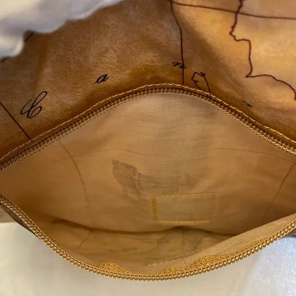 Alviero Martini Tan Map Print Sling Backpack Featuring United States - Picture 9 of 15